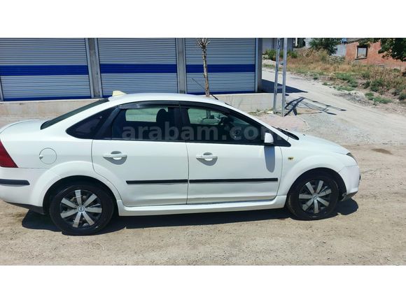 Sahibinden Ford Focus 1.6 Trend 2006 Model