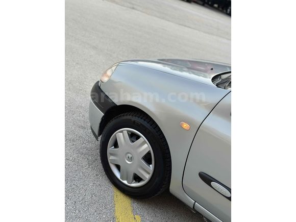 Sahibinden Renault Clio 1.4 RTA 2001 Model 