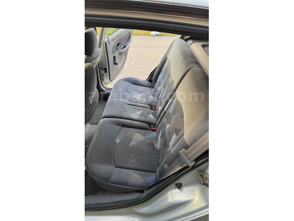 Sahibinden Renault Clio 1.4 RTA 2001 Model 