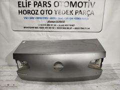 VOLKWAGEN PASSAT B8 TUNGSTEN GRİ SERVİS DEĞİŞİMİ BAĞAJ KAPAĞI