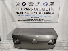 VOLKSWAGEN PASSAT B7 BAL KÖPÜĞÜ BOŞ ORJİNAL BAĞAJ KAPAĞI