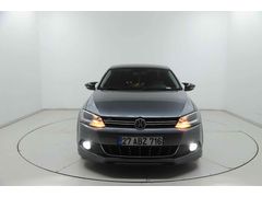 Sahibinden Volkswagen Jetta 1.4 TSi Trendline 2013 Model  165.000 km Füme