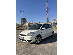 Sahibinden Ford Fiesta 1.4 TDCi Sport 2005 Model  335.000 km Beyaz