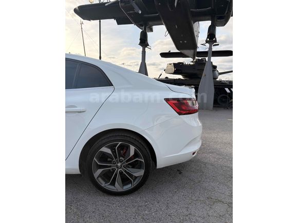 Sahibinden Renault Megane 1.3 TCe Joy 2023 Model 