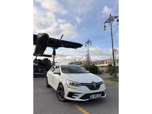 Sahibinden Renault Megane 1.3 TCe Joy 2023 Model 