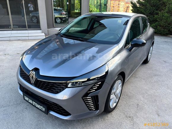 2023 CLİO 5-EVOLUTİON-G.GÖRÜŞ-KATLANIR AYNA-CAR-PLAY DEĞİŞEN YOK-TRAMER YOK-HATASIZ-K.KART