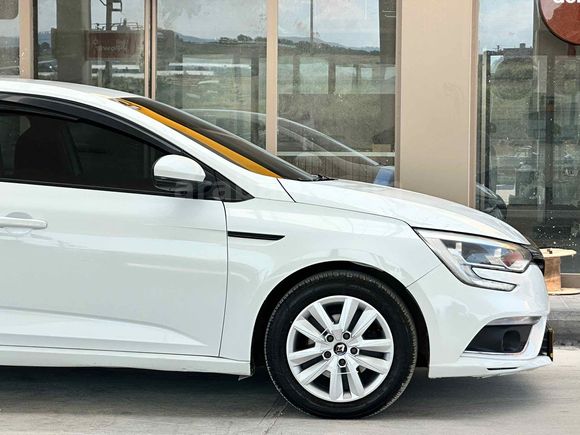Galeriden Renault Megane 1.3 TCe Joy 2020 Model Hatay