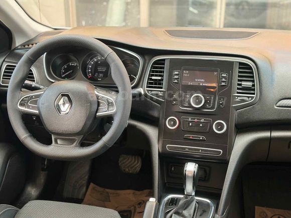Galeriden Renault Megane 1.3 TCe Joy 2020 Model Hatay