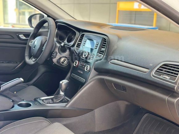 Galeriden Renault Megane 1.3 TCe Joy 2020 Model Hatay