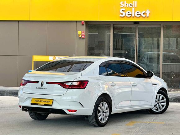 Galeriden Renault Megane 1.3 TCe Joy 2020 Model Hatay