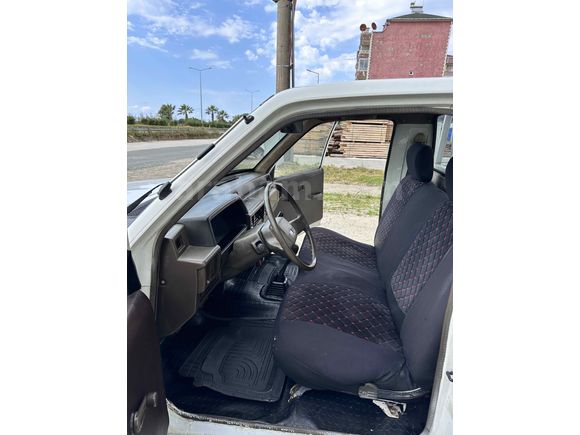 Galeriden Mitsubishi L 200 TEK KABİN-KREDİ  KARTI-VG AUTO