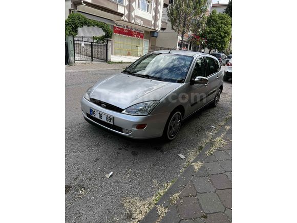 Sahibinden Ford Focus 1.6 Ambiente 2000 Model 