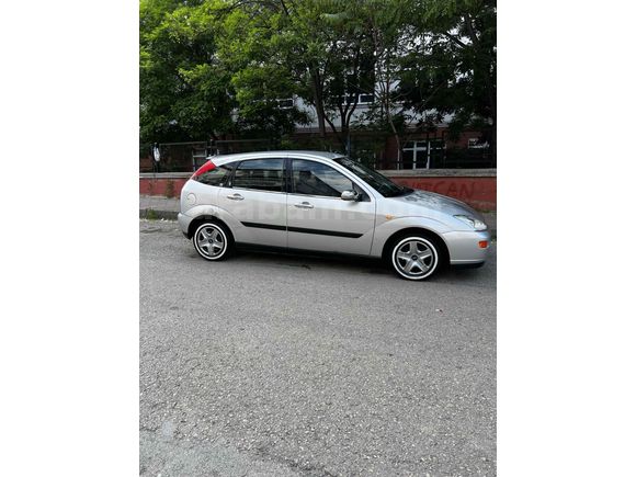 Sahibinden Ford Focus 1.6 Ambiente 2000 Model 