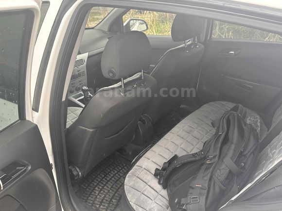 Sahibinden Opel Astra 1.6 Essentia 2013 Model 
