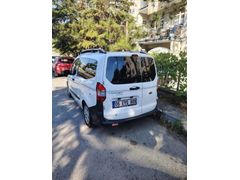 Sahibinden Ford Tourneo Courier 1.5 TDCi Delux 2014 Model  305.000 km Beyaz