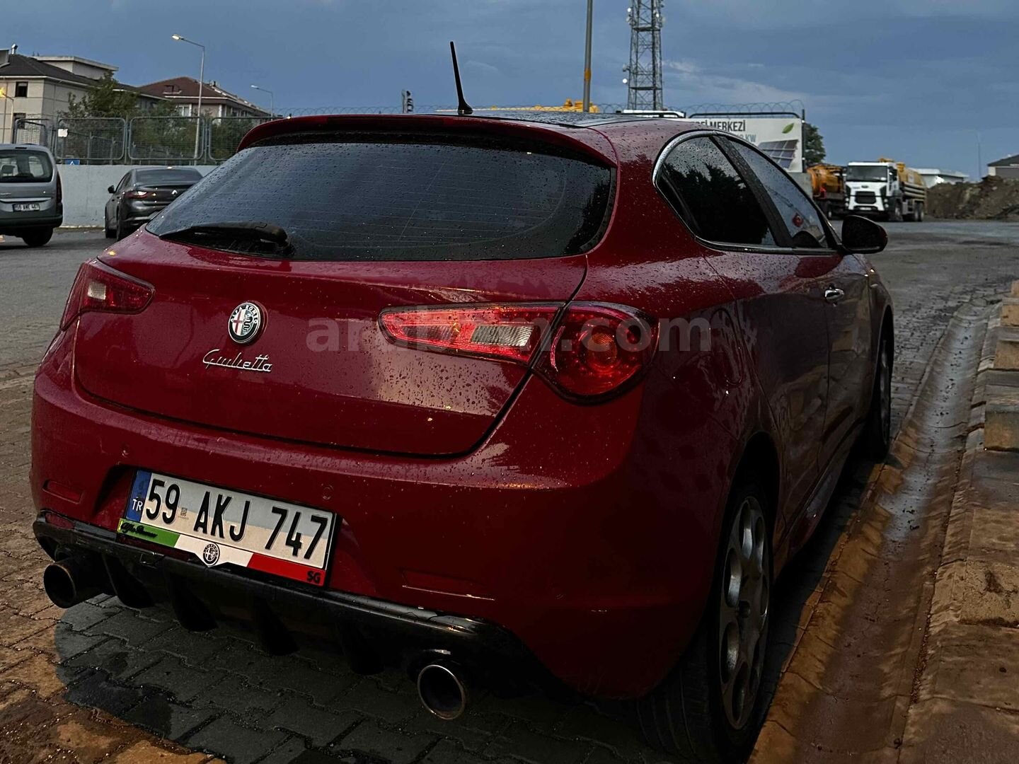Sahibinden Alfa Romeo Giulietta 1.6 JTD Distinctive 2011 Model Tekirdağ 256.000 km Kırmızı 5