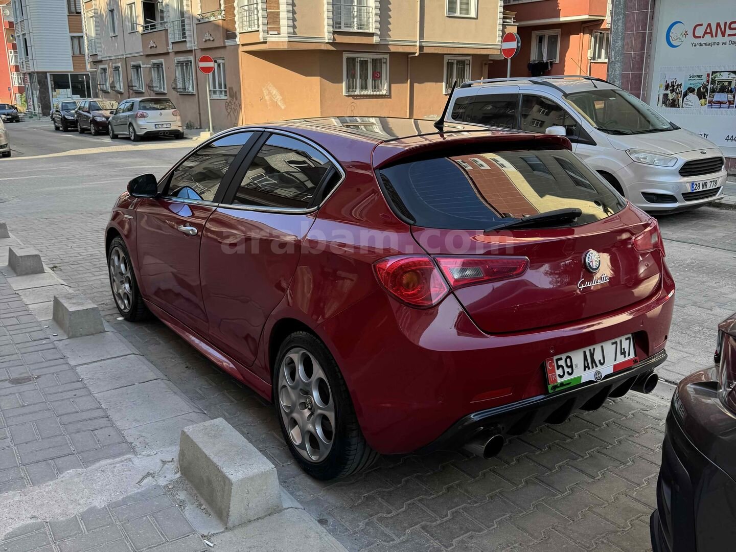 Sahibinden Alfa Romeo Giulietta 1.6 JTD Distinctive 2011 Model Tekirdağ 256.000 km Kırmızı 2
