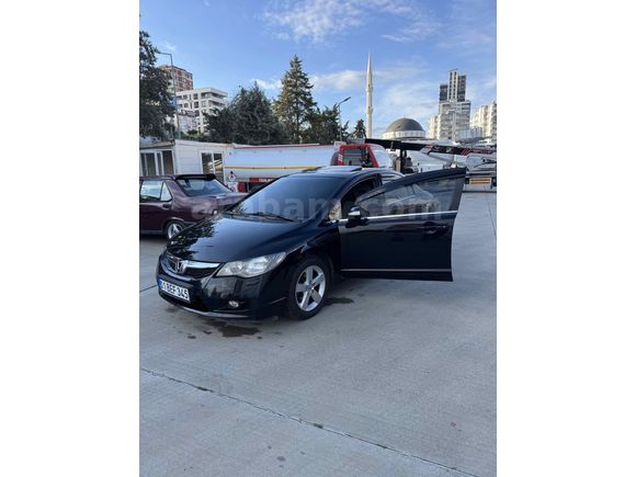 Sahibinden Honda Civic 1.6i VTEC Elegance 2010 Model 
