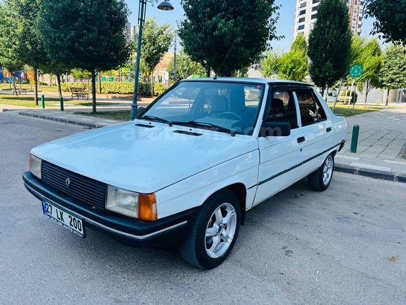 Galeriden Renault R 9 1.4 Spring 1992 Model Gaziantep