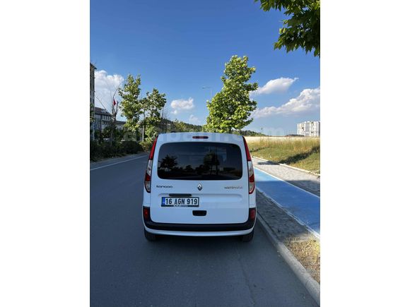 Sahibinden Renault Kangoo Multix 1.5 dCi Touch 2019 Model 