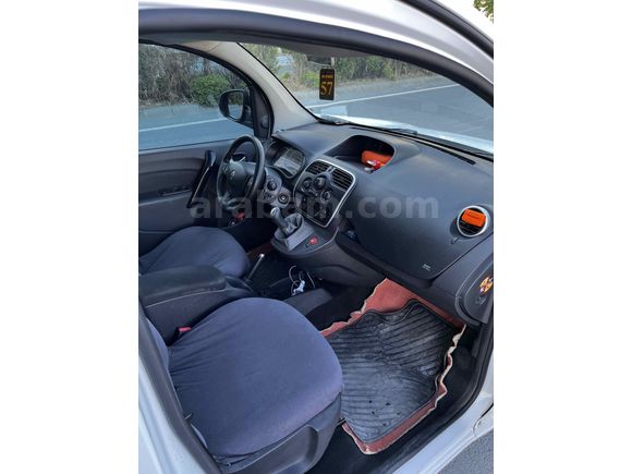 Sahibinden Renault Kangoo Multix 1.5 dCi Touch 2019 Model 