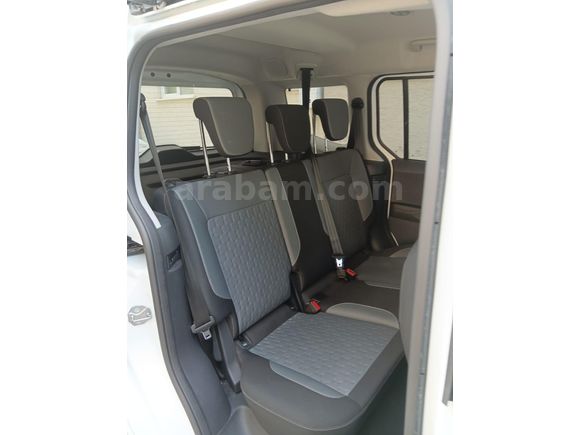 Sahibinden Ford Tourneo Courier 1.5 EcoBlue Titanium 2024 Model