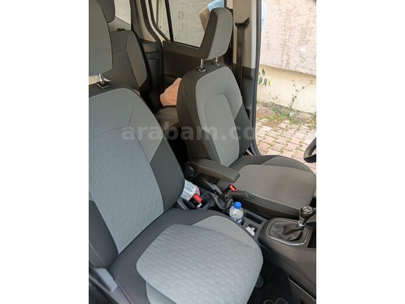 Sahibinden Ford Tourneo Courier 1.5 EcoBlue Titanium 2024 Model