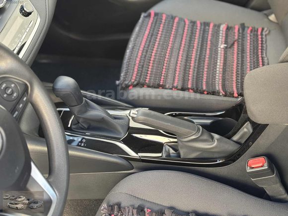 2019 7000 KM COROLLA 1.6 OTM BOYASIZ KK TAKSİT