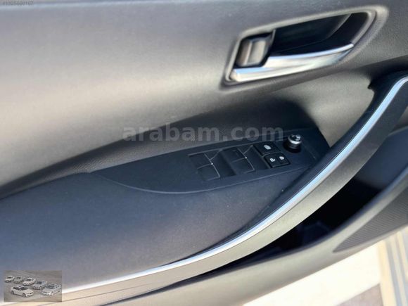 2019 7000 KM COROLLA 1.6 OTM BOYASIZ KK TAKSİT