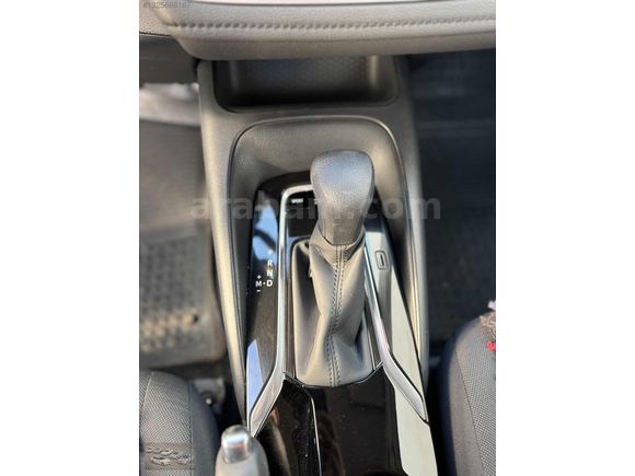 2019 7000 KM COROLLA 1.6 OTM BOYASIZ KK TAKSİT