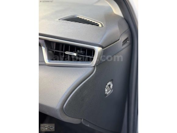 2019 7000 KM COROLLA 1.6 OTM BOYASIZ KK TAKSİT