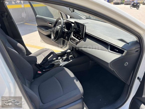 2019 7000 KM COROLLA 1.6 OTM BOYASIZ KK TAKSİT