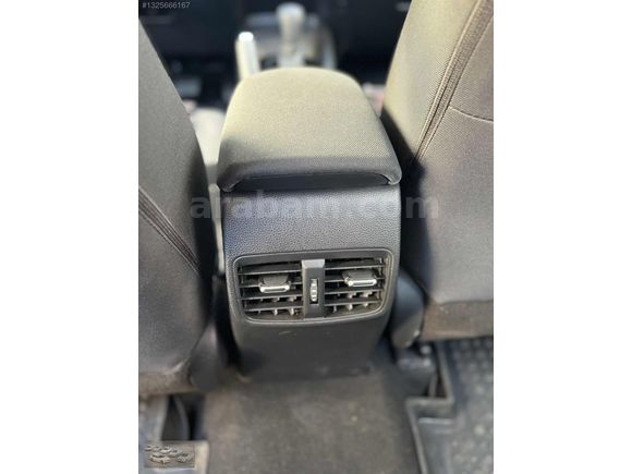 2019 7000 KM COROLLA 1.6 OTM BOYASIZ KK TAKSİT