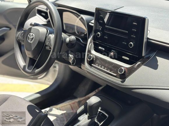 2019 7000 KM COROLLA 1.6 OTM BOYASIZ KK TAKSİT