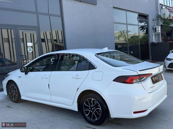 TOYOTA COROLLA 1.6 VİSİON MULTİDRİVE S HATASIZ BOYASIZ BAKIMLI
