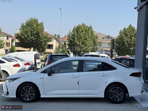 TOYOTA COROLLA 1.6 VİSİON MULTİDRİVE S HATASIZ BOYASIZ BAKIMLI