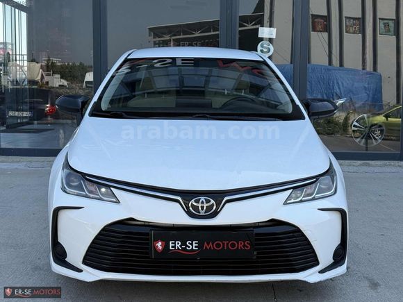 TOYOTA COROLLA 1.6 VİSİON MULTİDRİVE S HATASIZ BOYASIZ BAKIMLI
