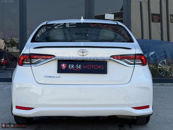 TOYOTA COROLLA 1.6 VİSİON MULTİDRİVE S HATASIZ BOYASIZ BAKIMLI