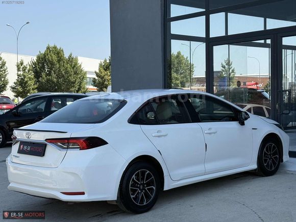 TOYOTA COROLLA 1.6 VİSİON MULTİDRİVE S HATASIZ BOYASIZ BAKIMLI