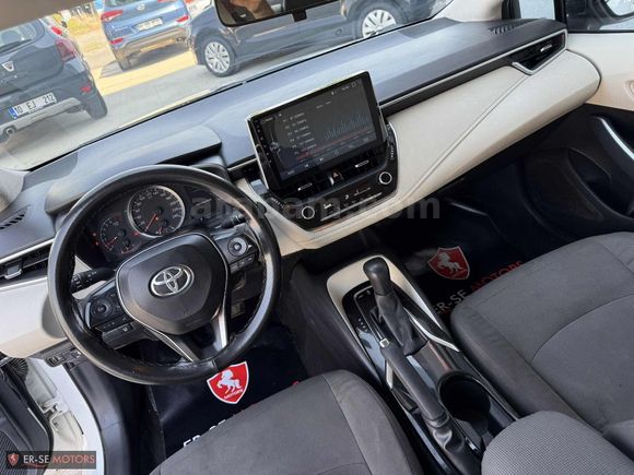 TOYOTA COROLLA 1.6 VİSİON MULTİDRİVE S HATASIZ BOYASIZ BAKIMLI
