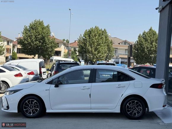 TOYOTA COROLLA 1.6 VİSİON MULTİDRİVE S HATASIZ BOYASIZ BAKIMLI