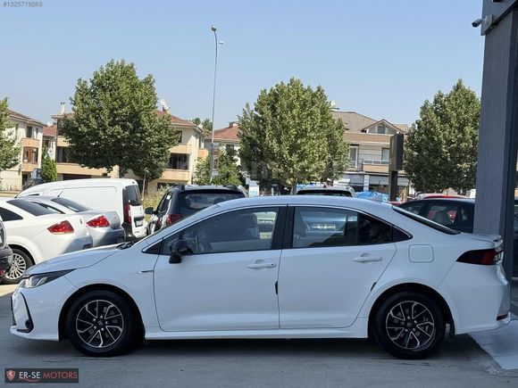 TOYOTA COROLLA 1.6 VİSİON MULTİDRİVE S HATASIZ BOYASIZ BAKIMLI