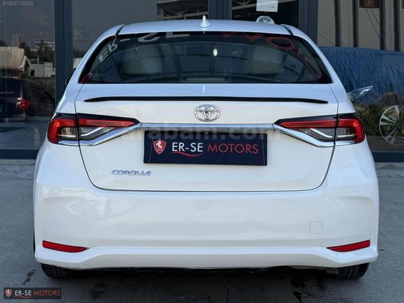 TOYOTA COROLLA 1.6 VİSİON MULTİDRİVE S HATASIZ BOYASIZ BAKIMLI