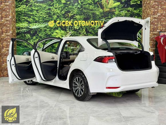 2020 COROLLA / 1.6 VİSİON / HATASIZ / TRAMERSİZ / SERVİS BAKIMLI