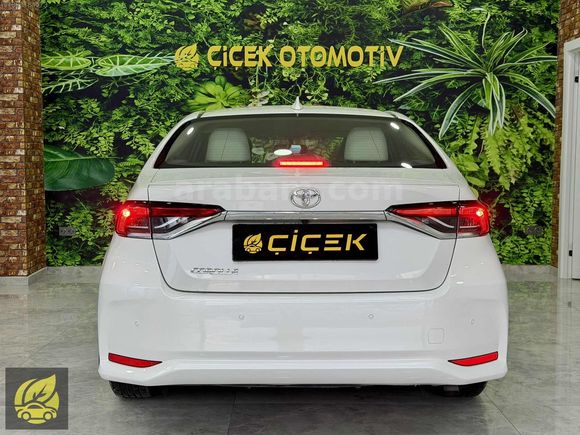 2020 COROLLA / 1.6 VİSİON / HATASIZ / TRAMERSİZ / SERVİS BAKIMLI