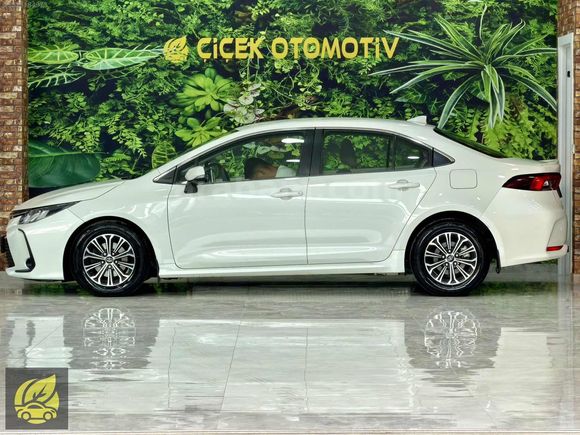 2020 COROLLA / 1.6 VİSİON / HATASIZ / TRAMERSİZ / SERVİS BAKIMLI