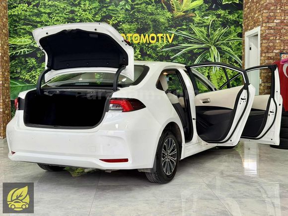 2020 COROLLA / 1.6 VİSİON / HATASIZ / TRAMERSİZ / SERVİS BAKIMLI
