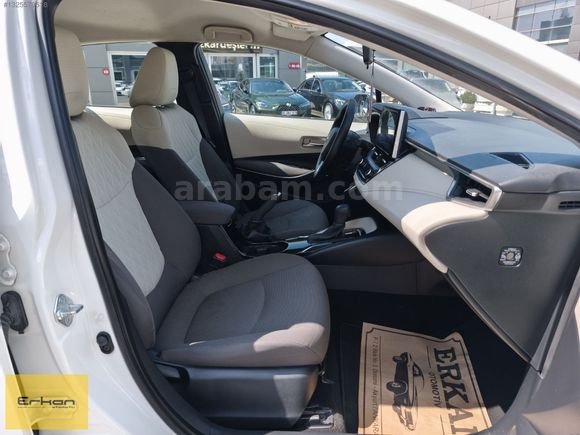 2019 COROLLA LPĞ li1.6 VİSİON ÇELİK JANT GERİ GÖRÜŞ 120.000 KM