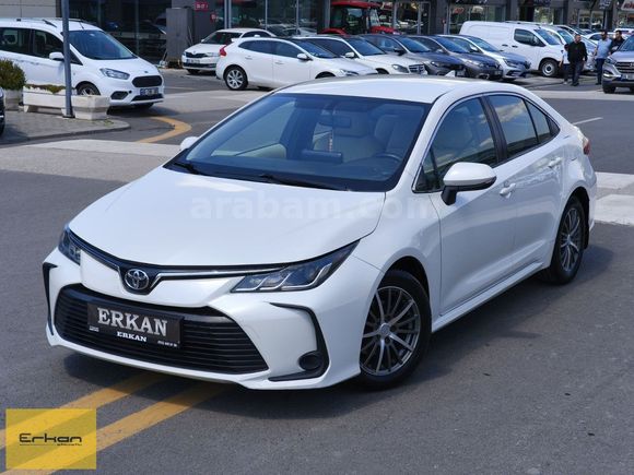 2019 COROLLA LPĞ li1.6 VİSİON ÇELİK JANT GERİ GÖRÜŞ 120.000 KM