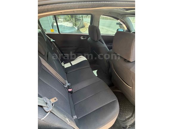 ACİL SATILIK FİYAT DÜŞTÜ İLK GELEN ALIR Sahibinden Renault Megane 1.6 Dynamique 2004 Model  300.000 km Yeşil